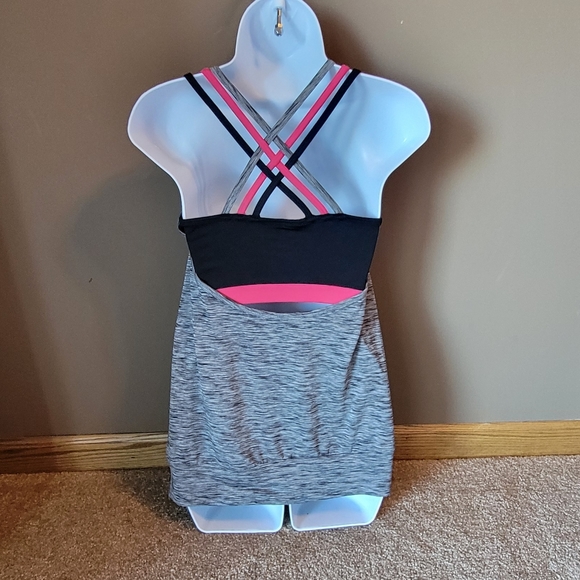 Maurices in Motion Athletic Workout Strappy Tank Top Size Small - Picture 1 of 9